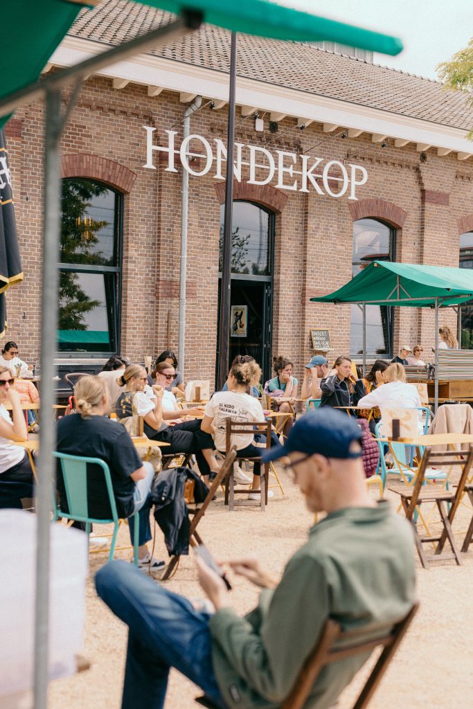HONDEKOP 5